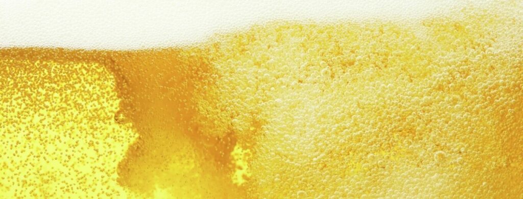 Bebidas y Cervezas​